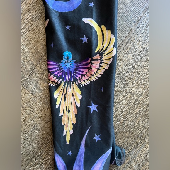 Excellent Condition Teeki Phoenix Rising - Picture 8 of 8